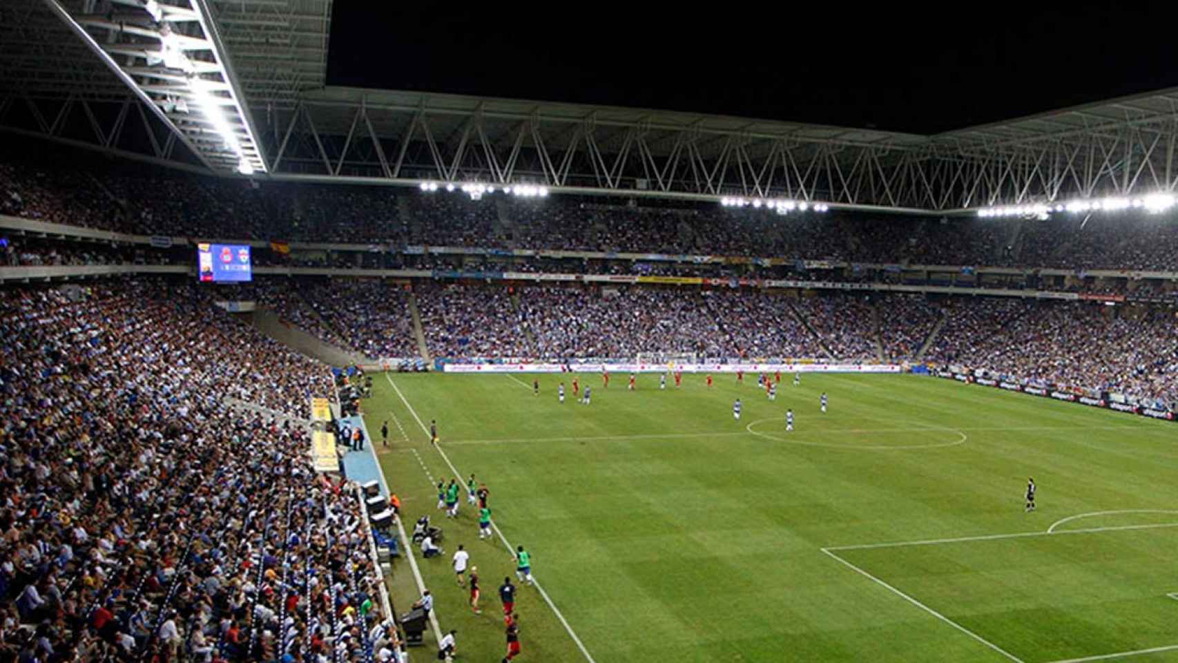 Panorámica del campo del Espanyol lleno