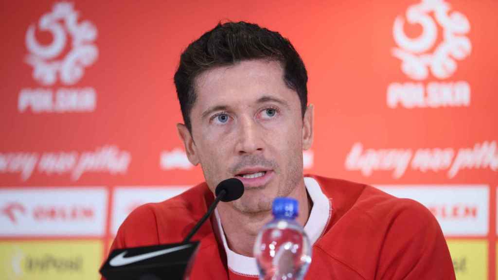 Robert Lewandowski, antes de un partido con la selección de Polonia