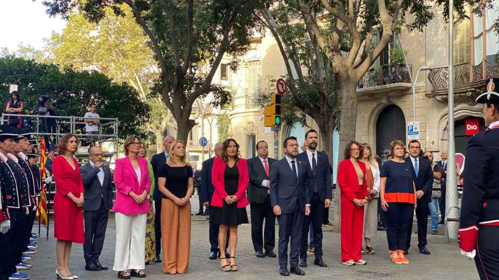 Ofrenda del Govern al monumento de Rafael Casanova, encabezada por el presidente de la Generalitat Pere Aragonès en la Diada de 2023