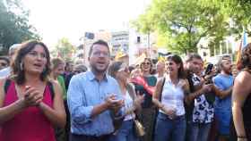 El presidente de la Generalitat, Pere Aragonès, junto a su pareja, Janina Juli (2d), la 'consellera' de Presidencia, Laura Vilagrà (i) y la portavoz republicana, Marta Vilalta (d), en la Diada 2023