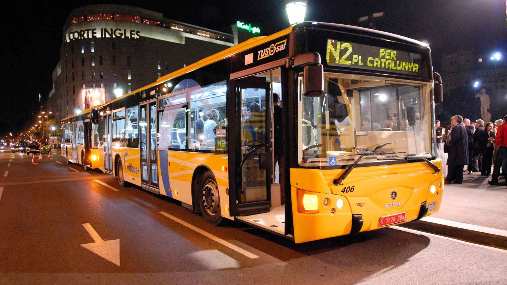 Imagen de un autobús del NitBus, que opera Tusgsal y que, salvo sorpresa, retendrá