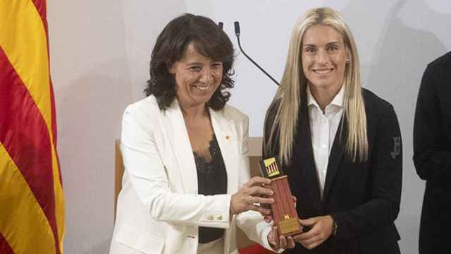 Alexia Putellas recibe la Medalla de Honor del Parlamento de Cataluña