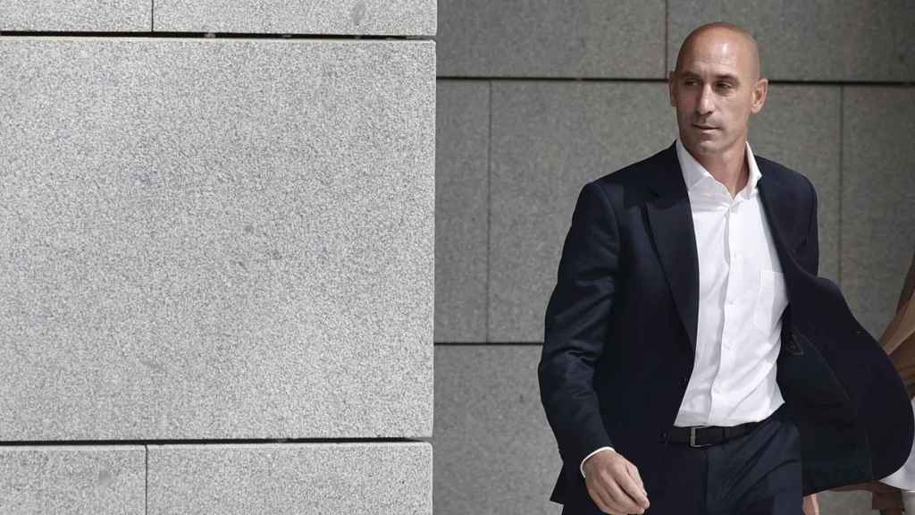 Luis Rubiales, saliendo de las oficinas de la Audiencia Nacional