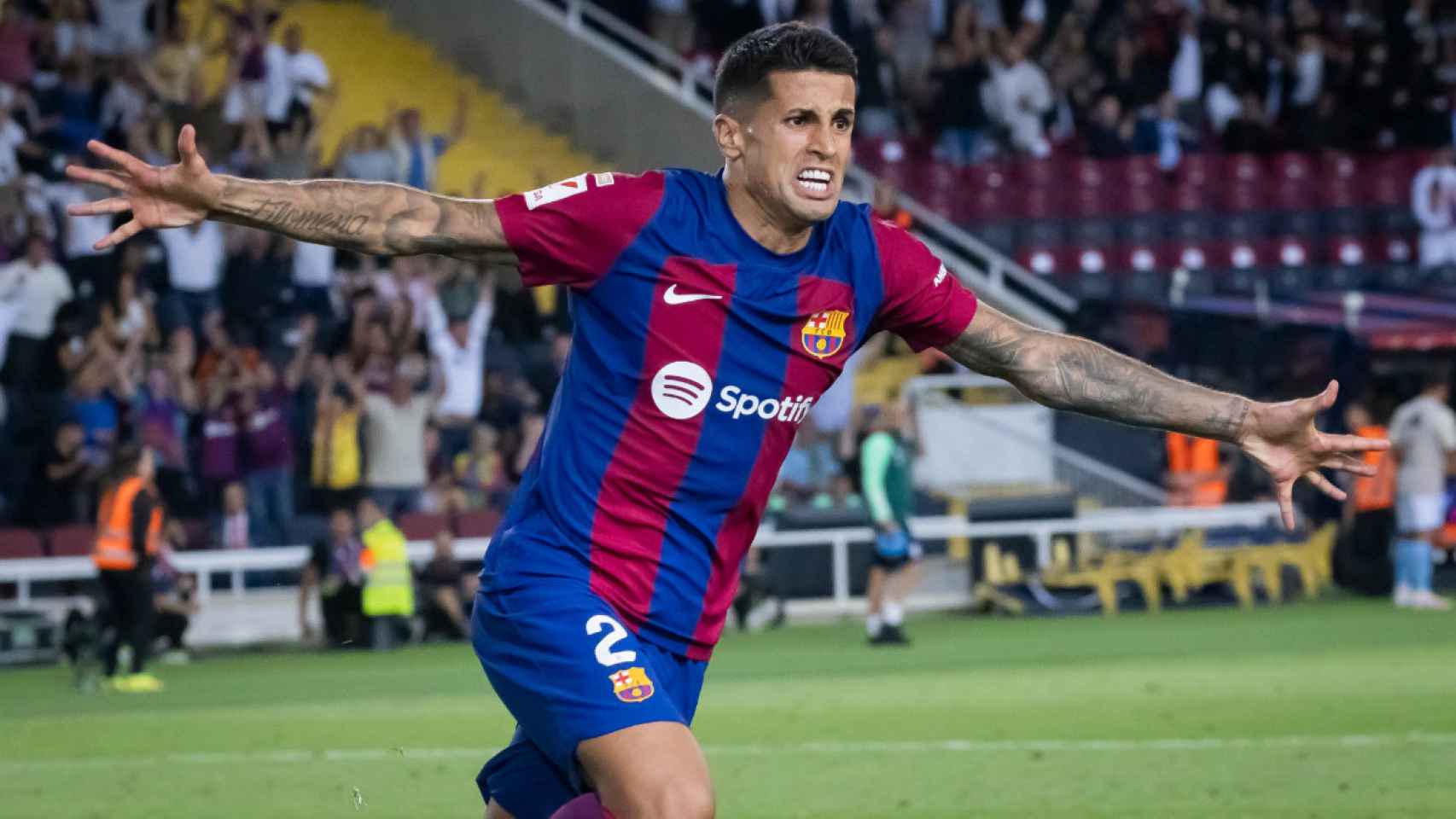 Joao Cancelo estalla de emoción tras marcar el gol de la remontada ante el Celta