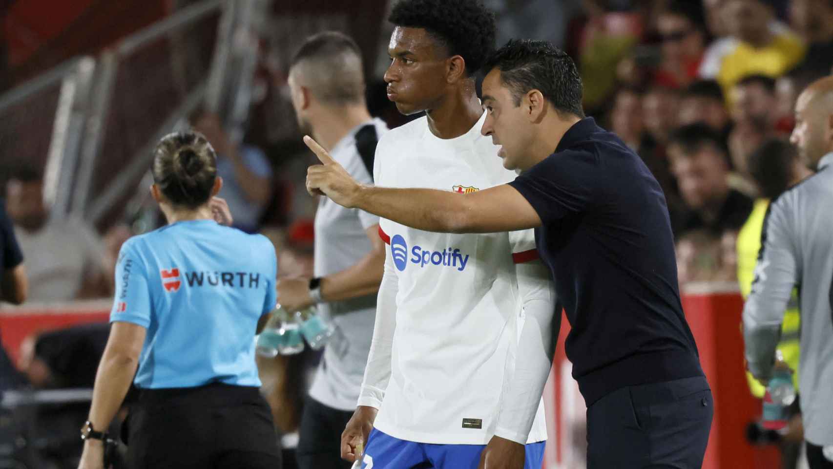 Xavi da instrucciones a Balde en Mallorca