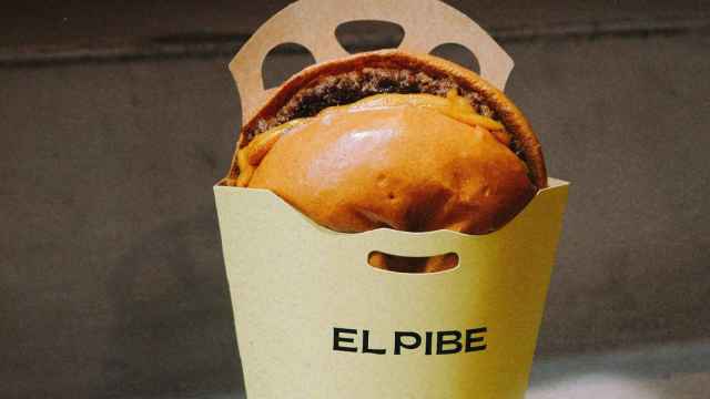 Una hamburguesa del resturante 'El Pibe'