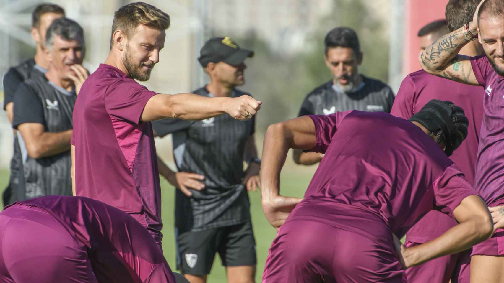 Ivan Rakitic, durante un entrenamiento con el Sevilla