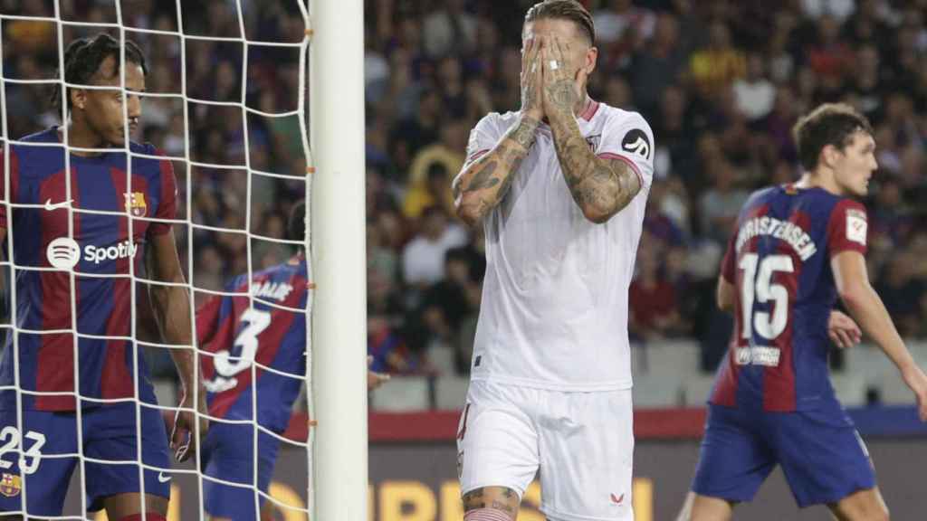 Sergio Ramos se lamenta tras su autogol contra el Barça