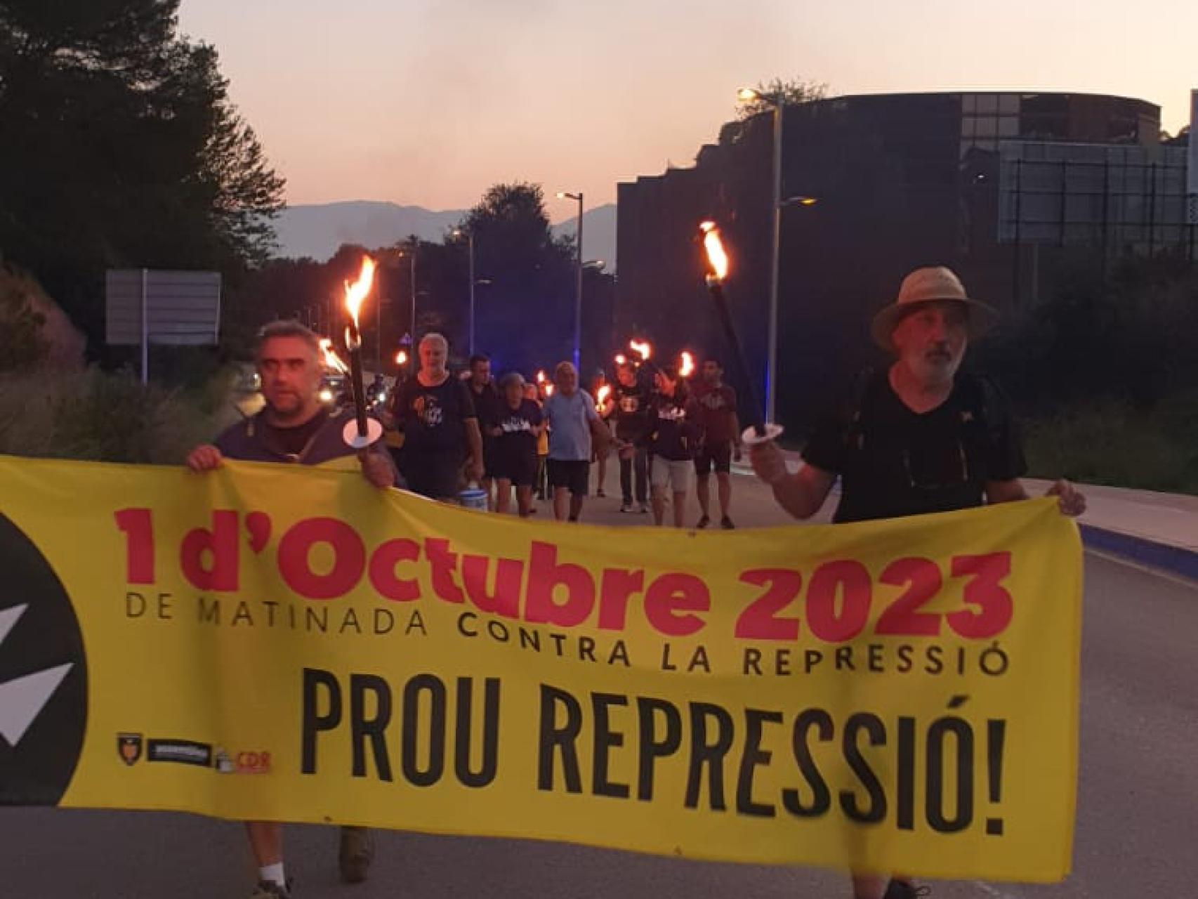 Marcha por el 1-O desde Montcada i Reixac / X