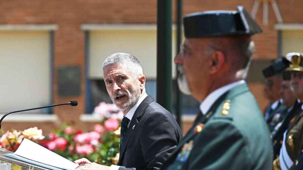 El ministro del Interior, Fernando Grande-Marlaska, en un acto con la Guardia Civil