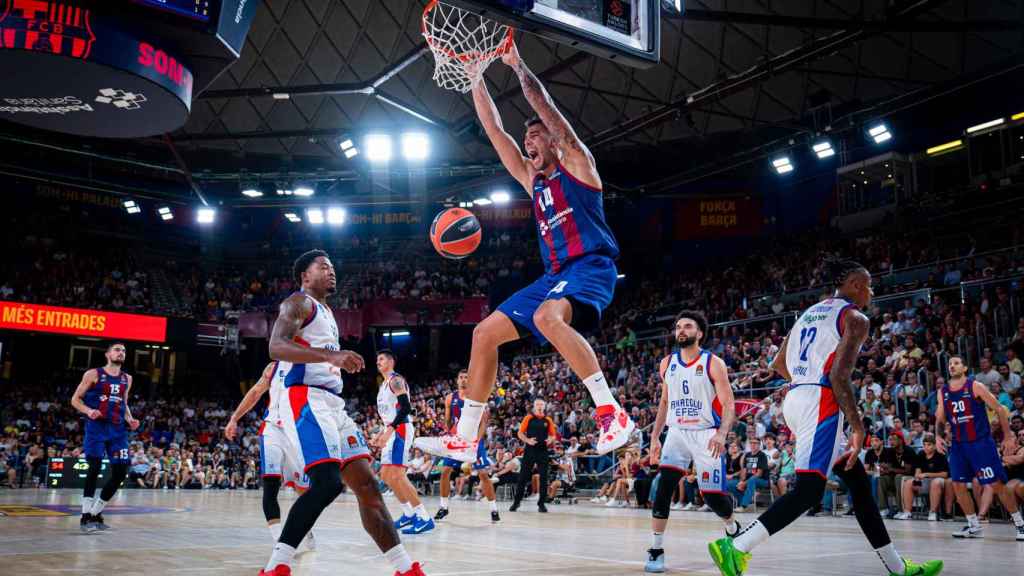 El espectacular mate de Willy Hernangómez contra el Anadolu Efes