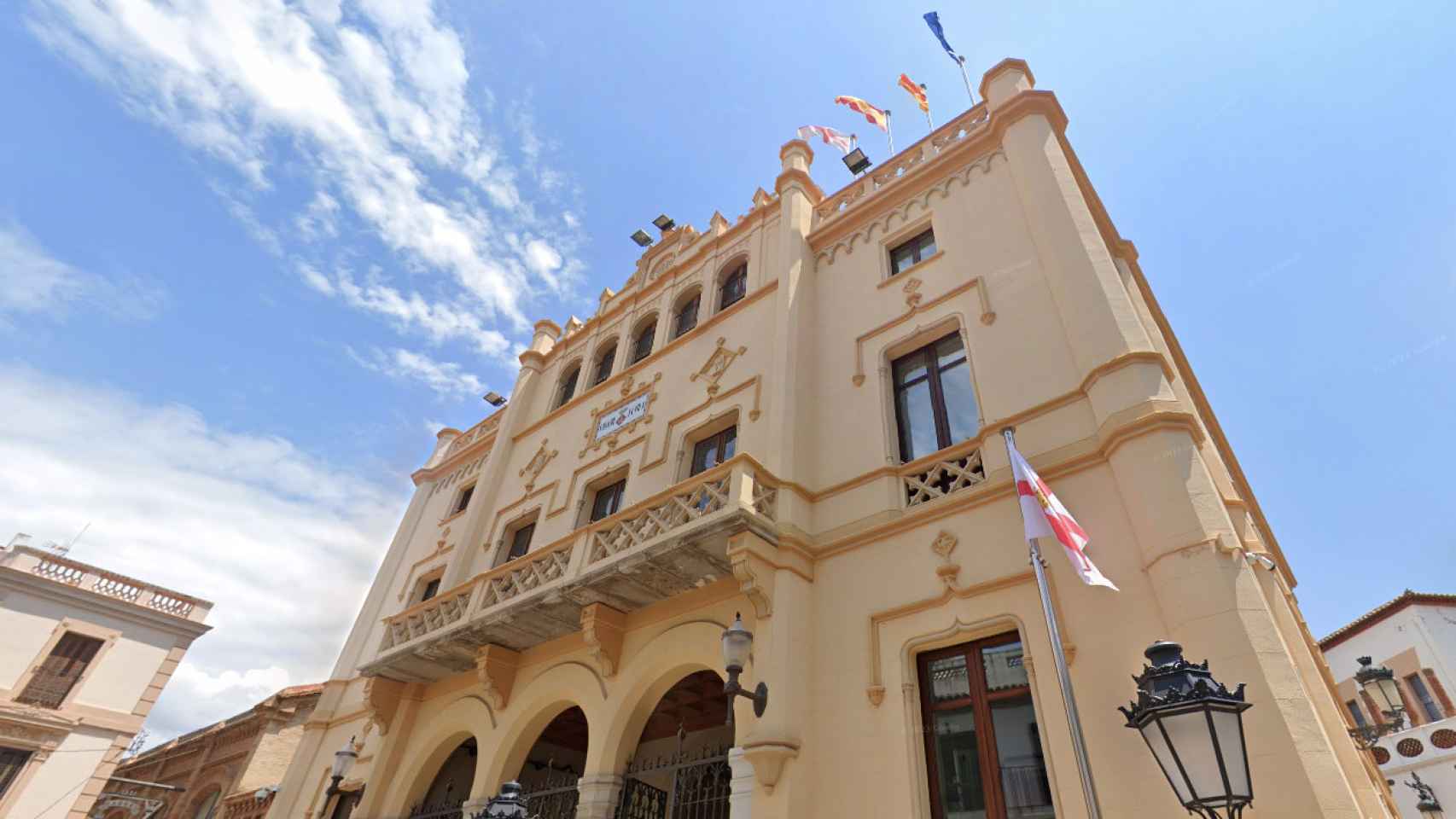 Fachada del Ayuntamiento de Sitges