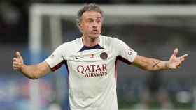 Luis Enrique, durante un entrenamiento con el Paris Saint-Germain