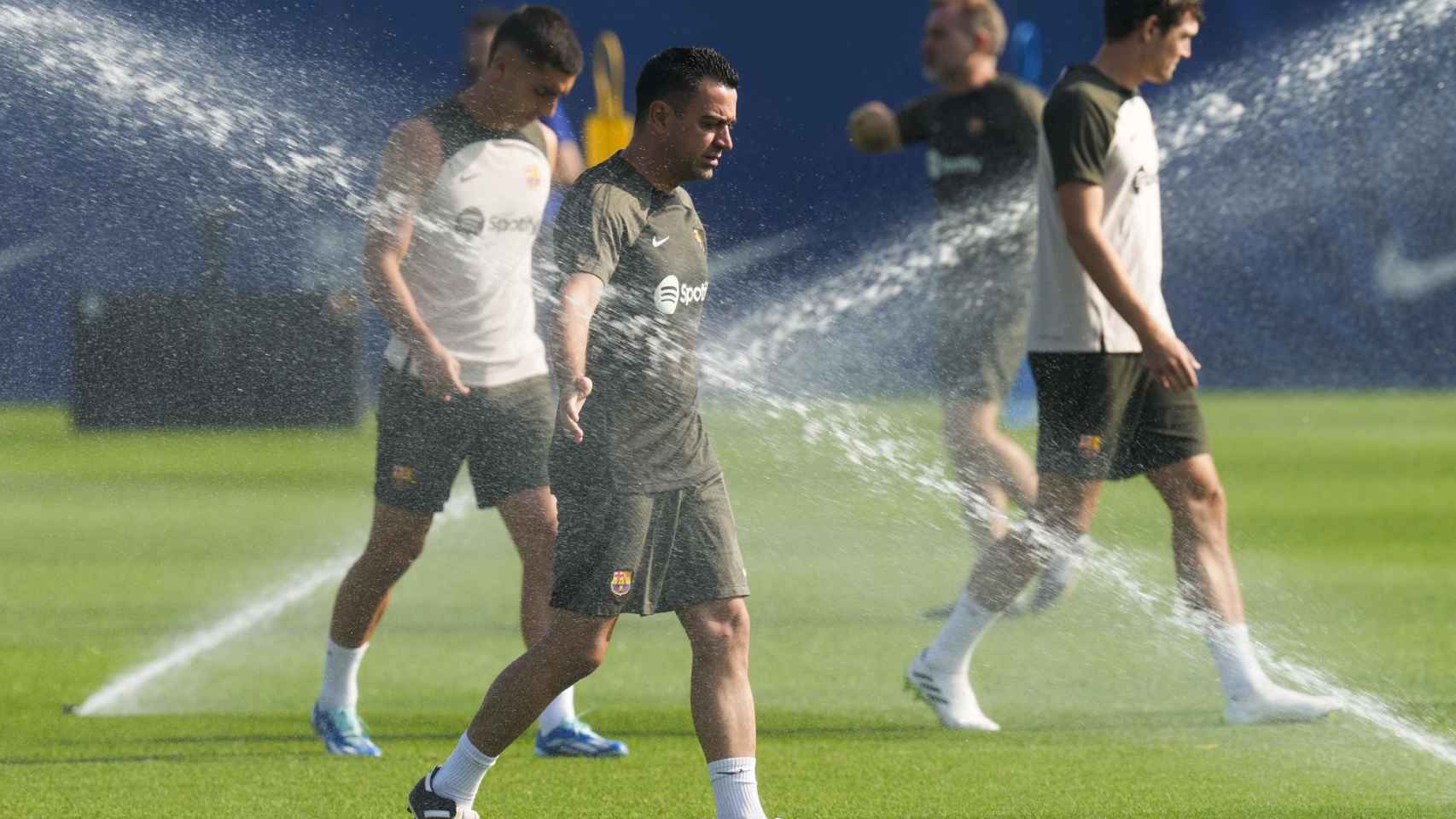 Xavi Hernández, durante un entrenamiento con el FC Barcelona