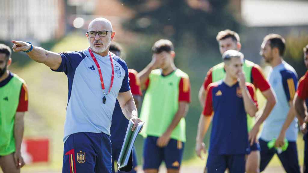 Luis De la Fuente, durante un entrenamiento de la selección española