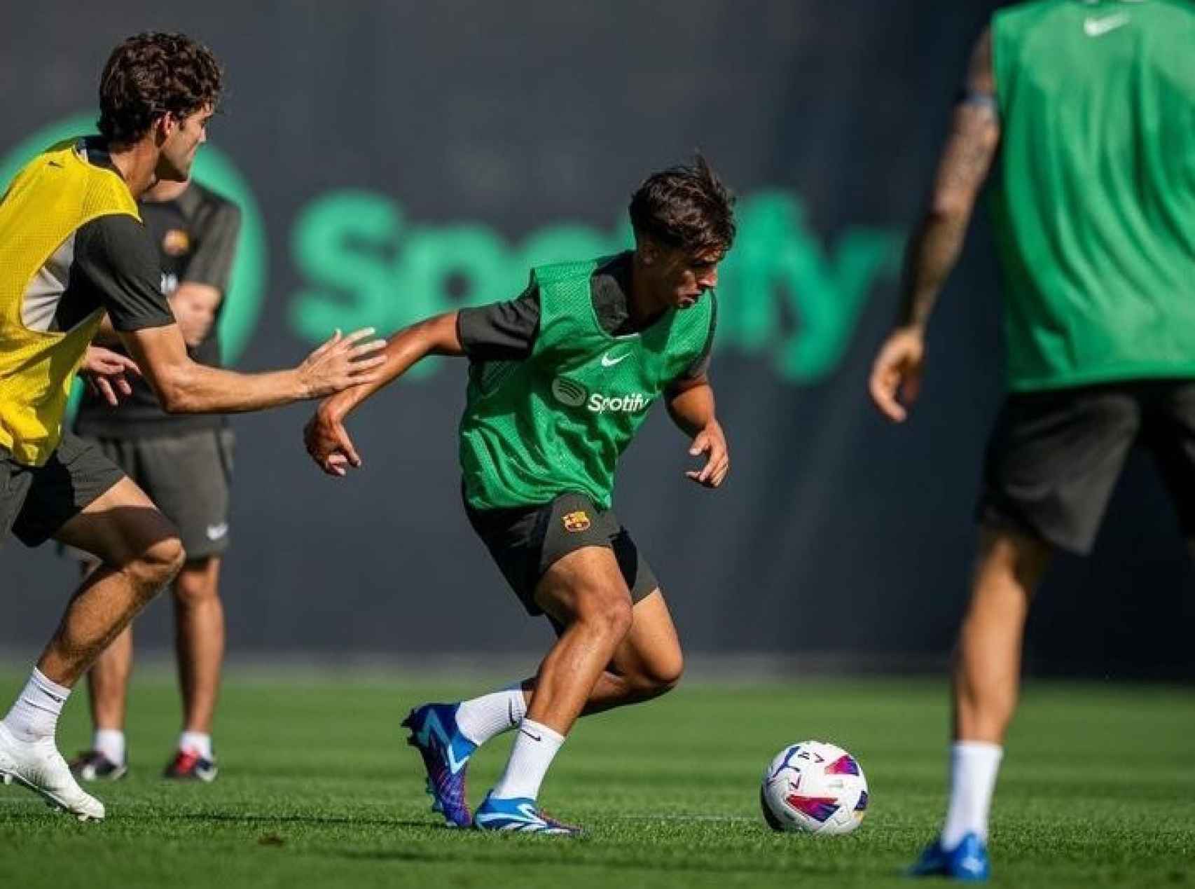 Guille Fernández, la joya de 15 años que entrena en el primer equipo del Barça