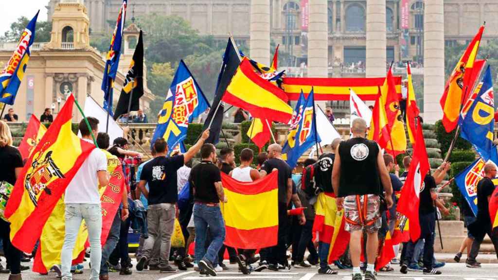 Marcha anterior del 12 de octubre en Barcelona