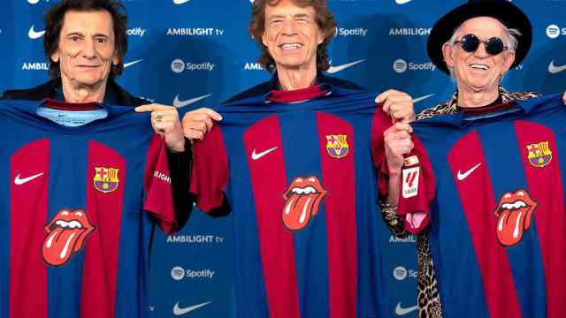 Los Rolling Stones posan con la camiseta del FC Barcelona