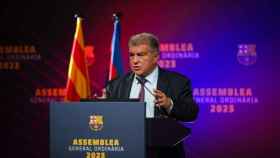 Laporta, en la asamblea de socios compromisarios del Barça