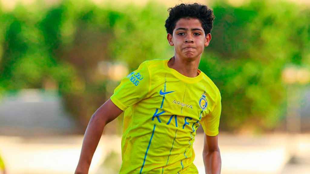 Cristiano Jr, durante su debut oficial con la sub-13 del Al Nassr