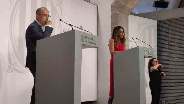 La portavoz del Govern, Patrícia Plaja, y el 'conseller' Carles Campuzano en rueda de prensa