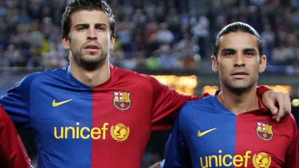 Gerard Piqué y Rafa Márquez, durante un partido del Barça en la 2008-09