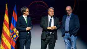 Jaume Roures y Joan Laporta, inaugurando el Barça Immersive Tour del museo