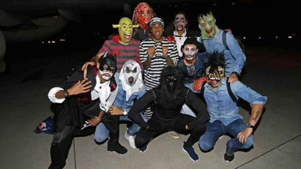 Los jugadores del Barça, celebrando Halloween en Getafe en 2015