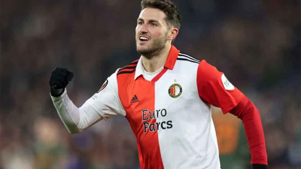 Giménez, celebrando un gol con el Feyenoord