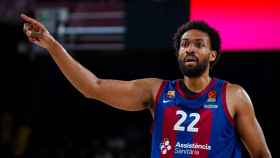 Jabari Parker, en una jugada del partido entre el Barça de basket y el Panathinaikos