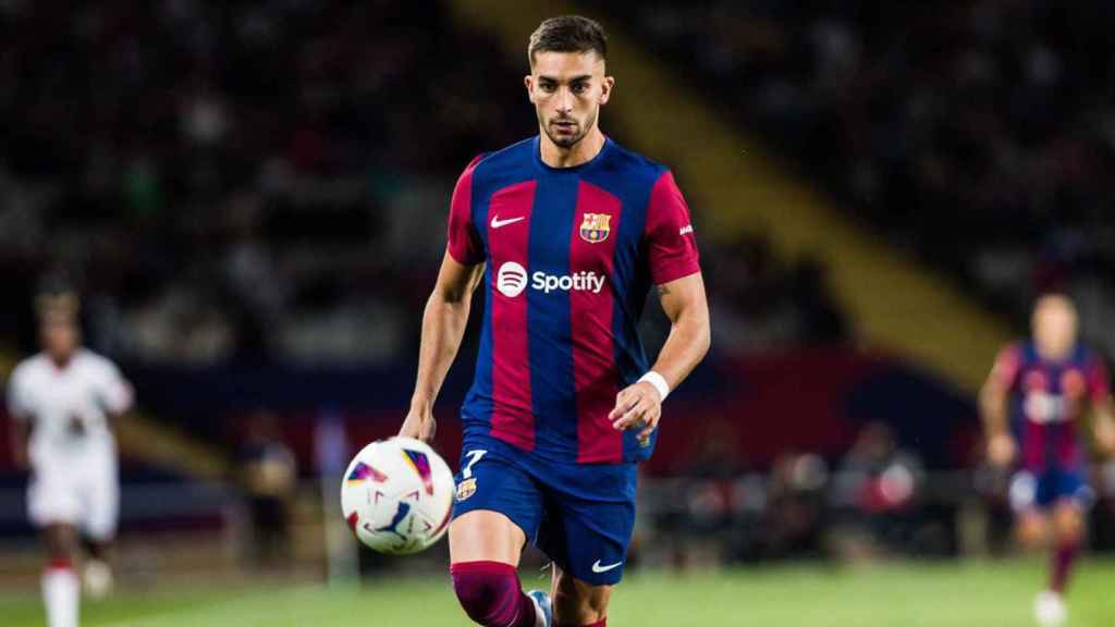 Ferran Torres, antes de un partido con el FC Barcelona