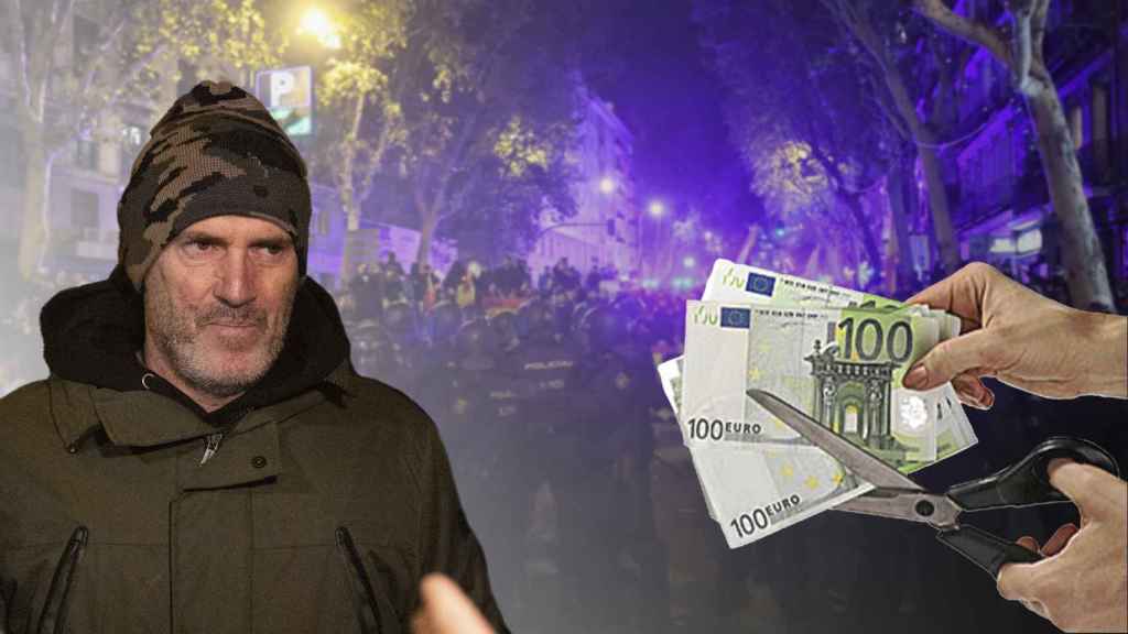 Dani Esteve, cofundador de Desokupa, ante una protesta en Ferraz