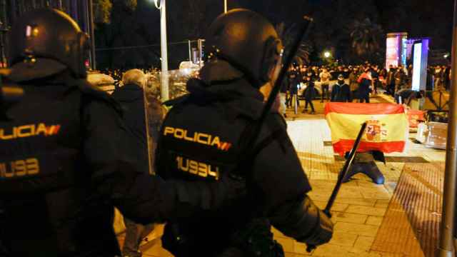 Agentes de la Policía Nacional, en el dispositivo de Madrid ayer