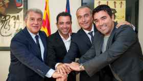 Laporta, Xavi, Yuste y Deco, máximos responsables deportivos del Barça