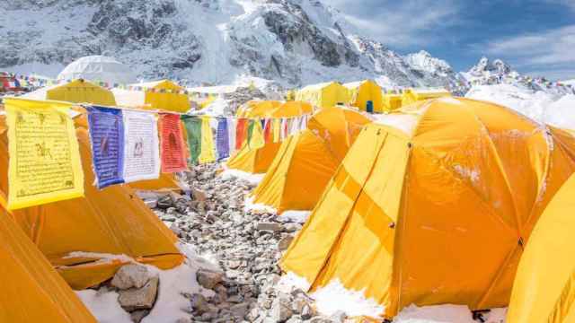 Tiendas de campaña en el Everest