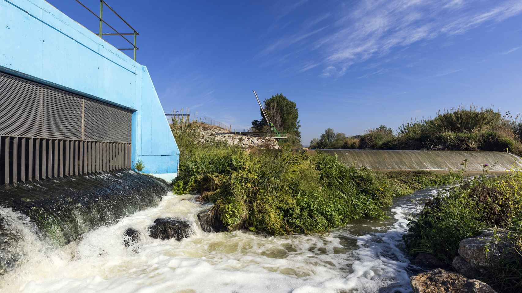 El agua regenerada que se aporta al río Llobregat se puede reutilizar de nuevo como agua prepotable