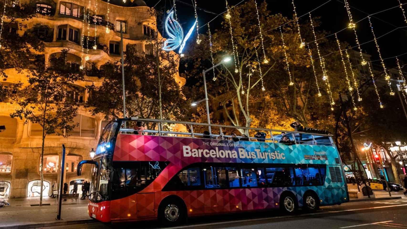 Un bus turístico barcelonés