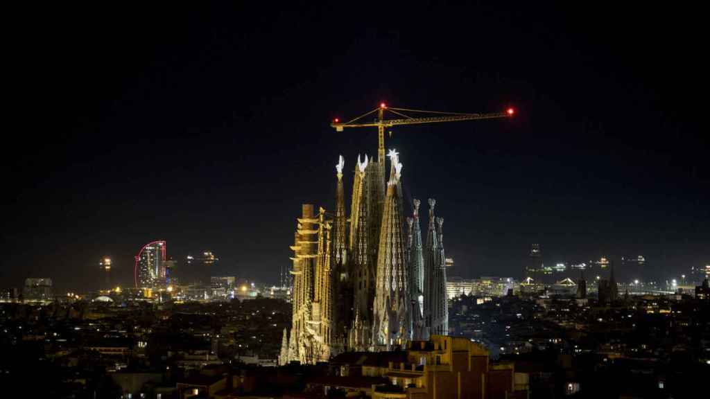 Vista de la ciudad de Barcelona de noche