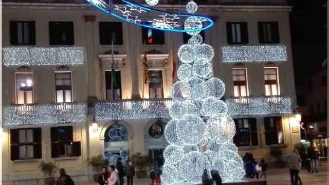 Árbol y luces de Navidad en Lloret
