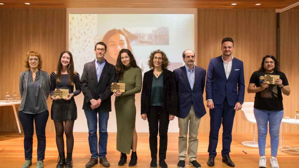 Imagen de la graduación de la tercera promoción de universitarios del programa Becas Jóvenes Talentos de Aigües de Barcelona