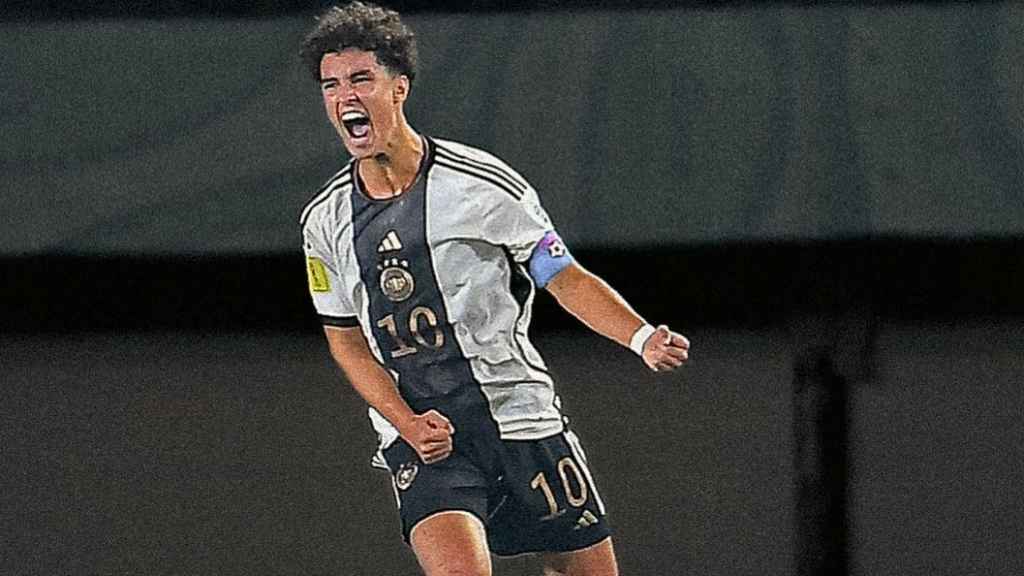 Noah Darvich celebra un gol en el Mundial sub-17