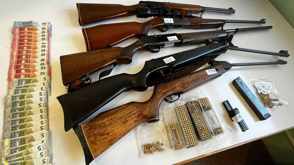 Armas incautadas por los Mossos d'Esquadra en una masía