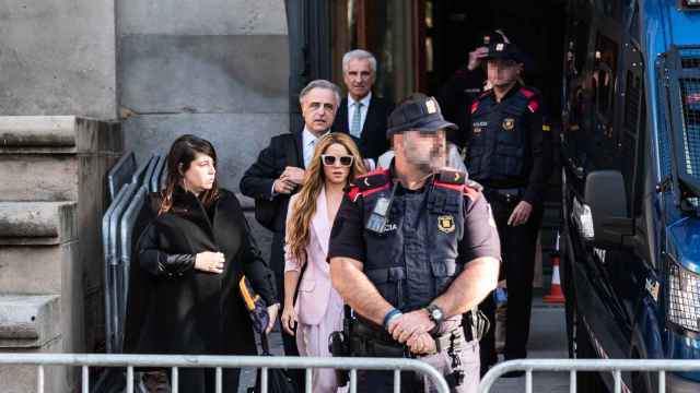 Shakira, entrando al juicio en la Audiencia Provincial