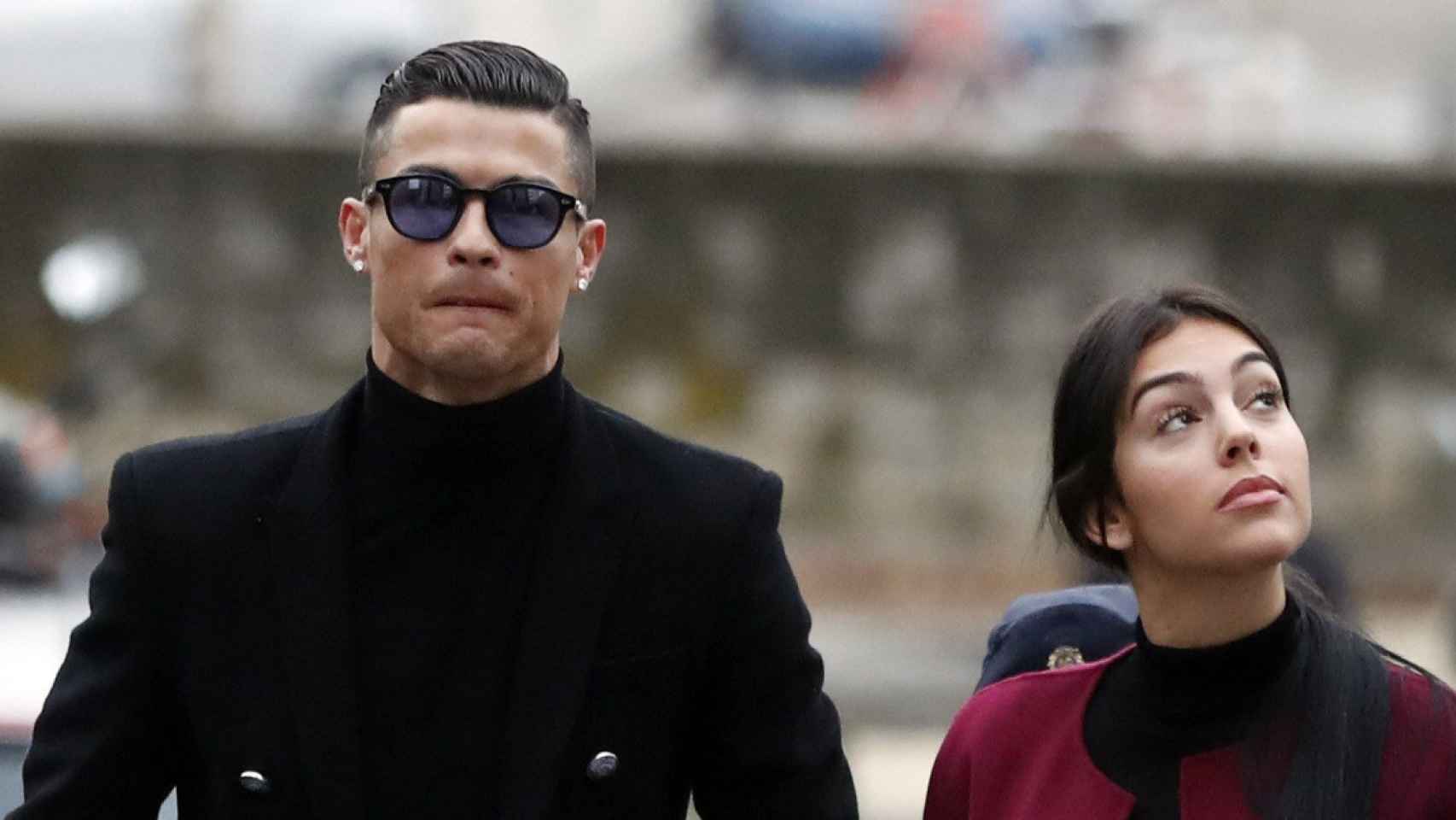 Cristiano Ronaldo, junto a su pareja, a punto de entrar a un juicio