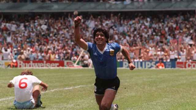 Tres años sin Maradona, el primer Dios de los argentinos