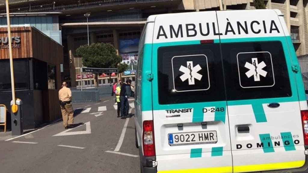 Un vehículo de Ambulancias Domingo durante un servicio