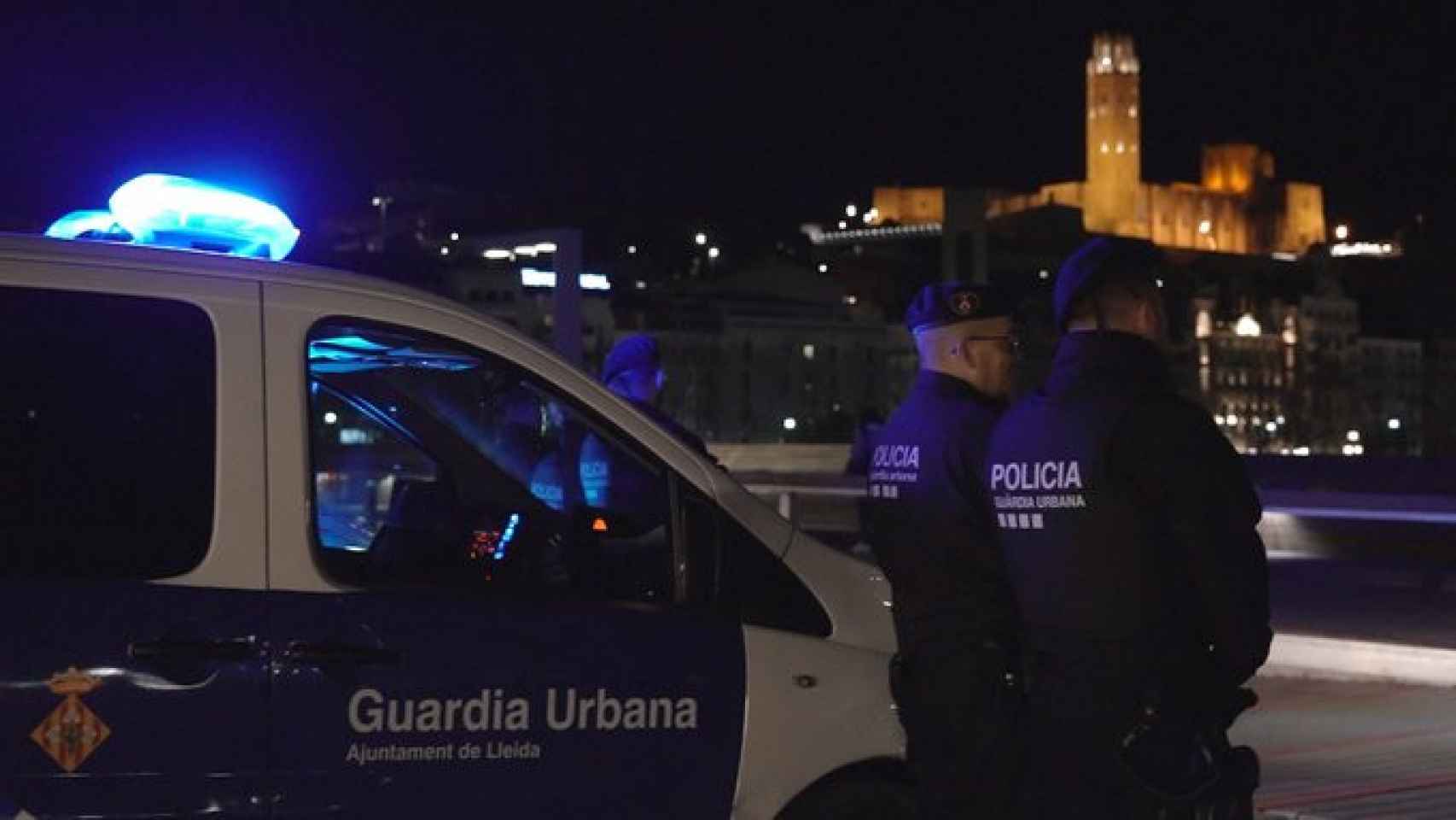 Dos agentes de la Guardia Urbana de Lleida