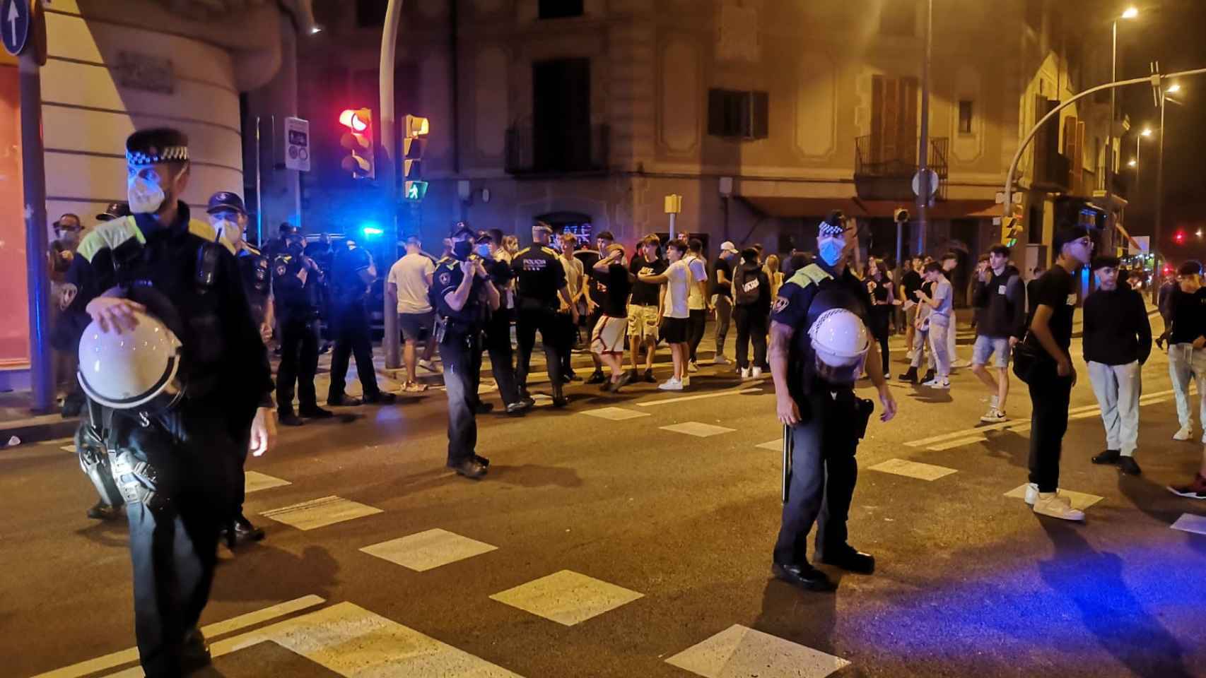 Imagen del dispositivo policial de las fiestas de Sarrià de 2021