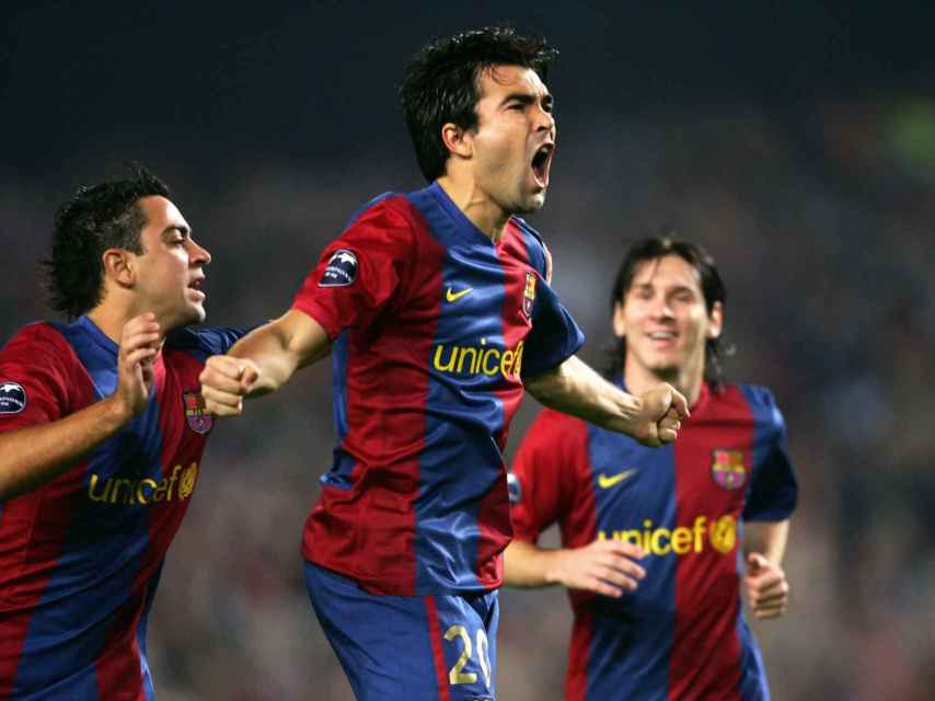 Deco celebra un gol con el Barça