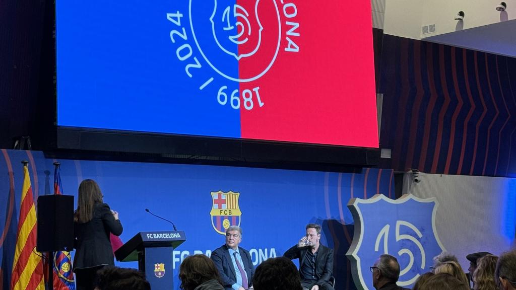 Joan Laporta y David Carabén, durante la presentación del manifiesto del 125 aniversario del Barça